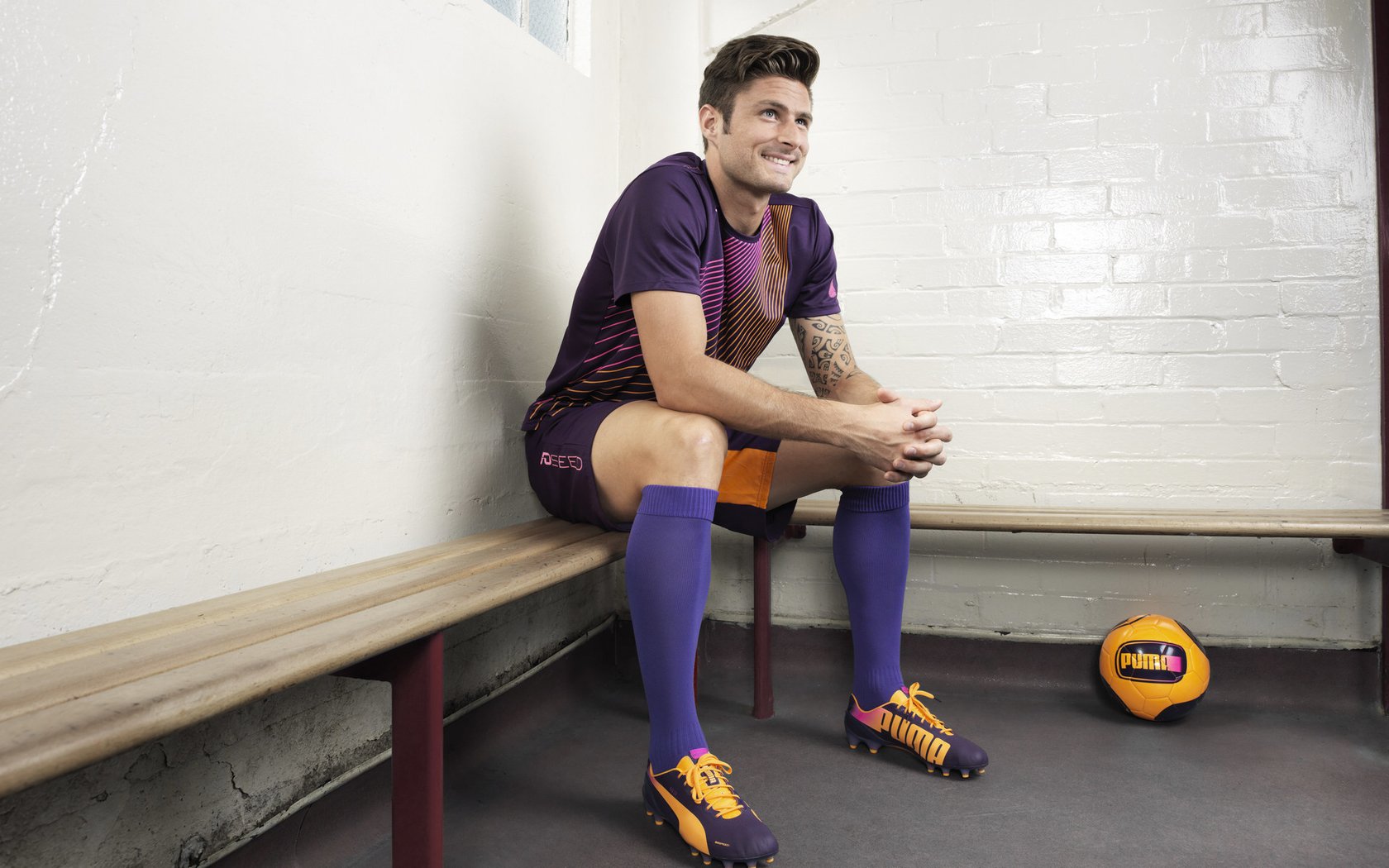 世界排名争夺战之夜，英格拉姆持续制造杀伤，篮球场上的钝刀哲学