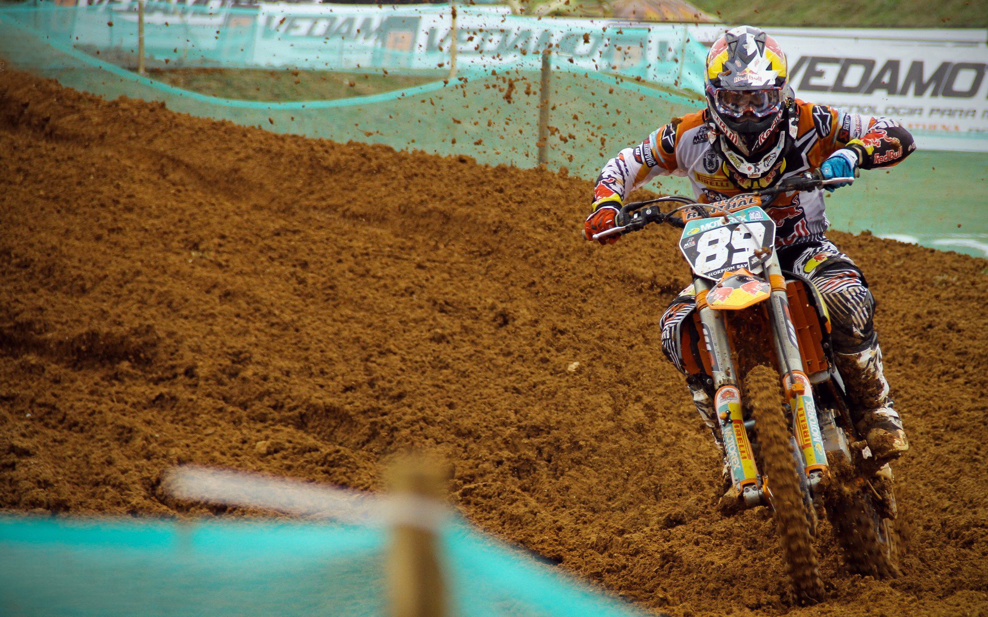 佩德里关键时刻站出来，洪都拉斯稳稳拿下亚特兰大